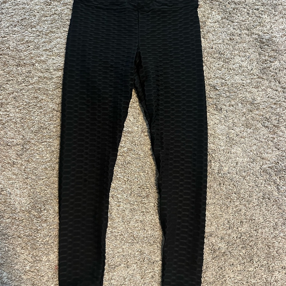 Black Textured Leggings